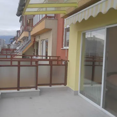 Апартаменты Modern Center