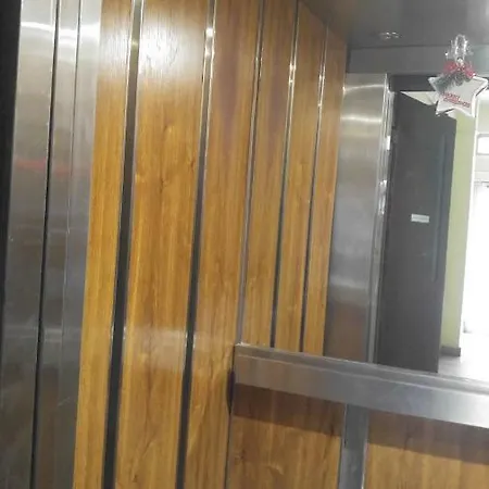 Modern Center Apartment